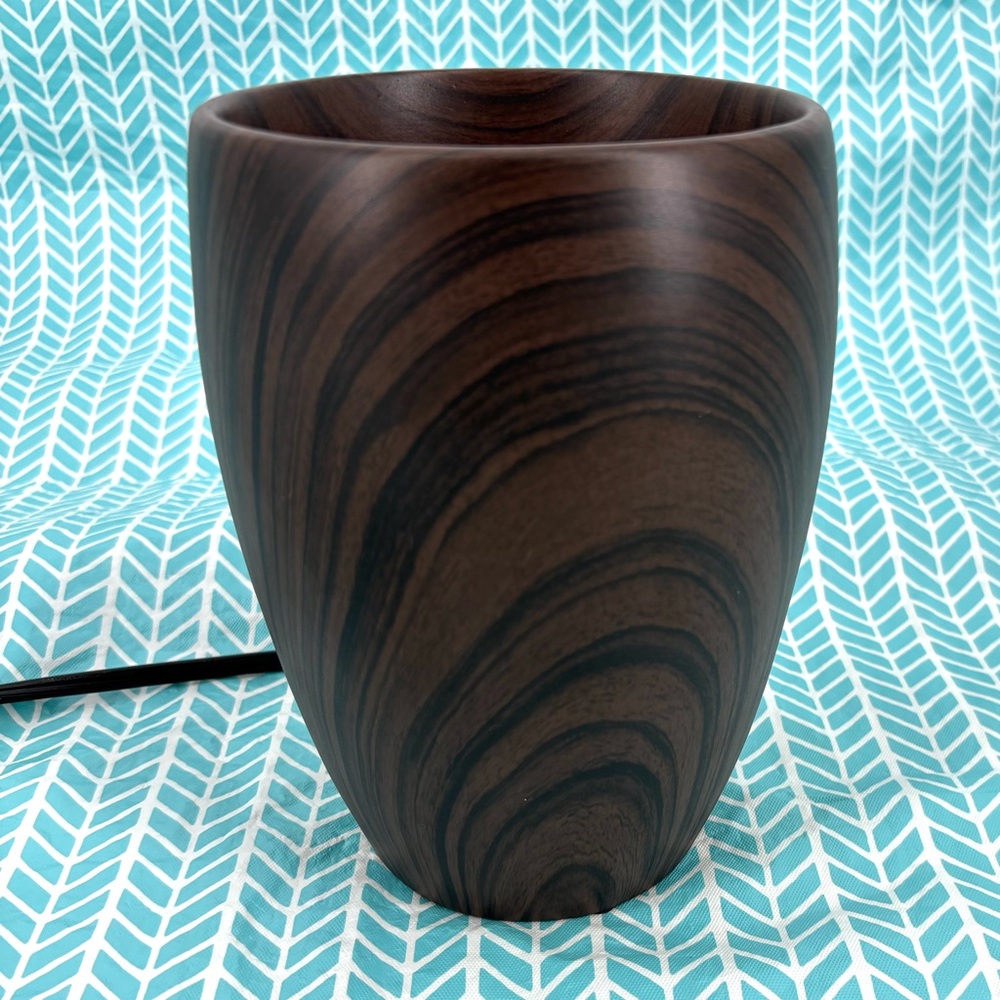 Yankee Candle Scenterpiece Dark Wood Grain 7” Tall Electric Wax Warmer